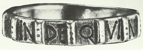 Strieborný prsteň s nápisom, 3. – 4. stor. n. l., Bratislava-Rusovce